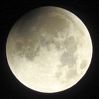 Mondfinsternis 2015.jpg